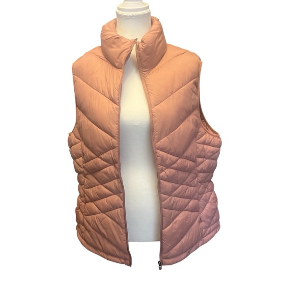 Jackets & Blazers - Dusty Rose Lightweight Quilted Puffer Vest